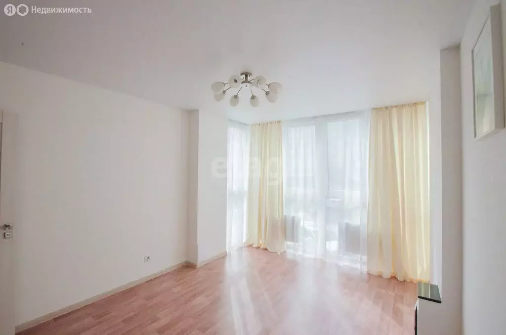 1-комнатная квартира: Липецк, улица И.В. Свиридова, 10 (38.2 м) - Фото 1