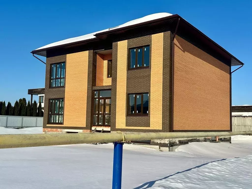 Дом в Саратовская область, Энгельс ул. Берег Волги, 5 (439 м) - Фото 2
