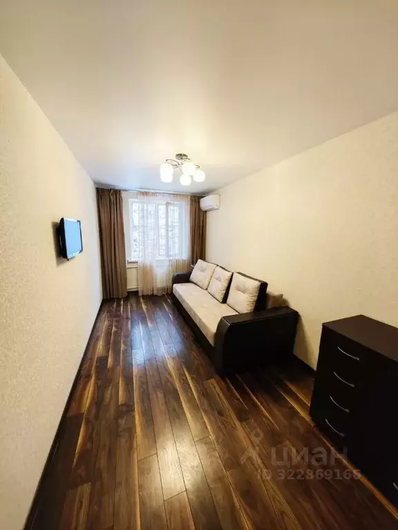 2-к кв. Приморский край, Владивосток ул. Котельникова, 12 (50.0 м) - Фото 1