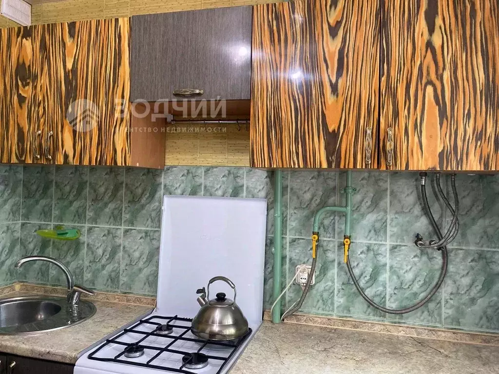 2-к кв. Чувашия, Канаш ул. 30 лет Чувашии, 8 (44.8 м) - Фото 2