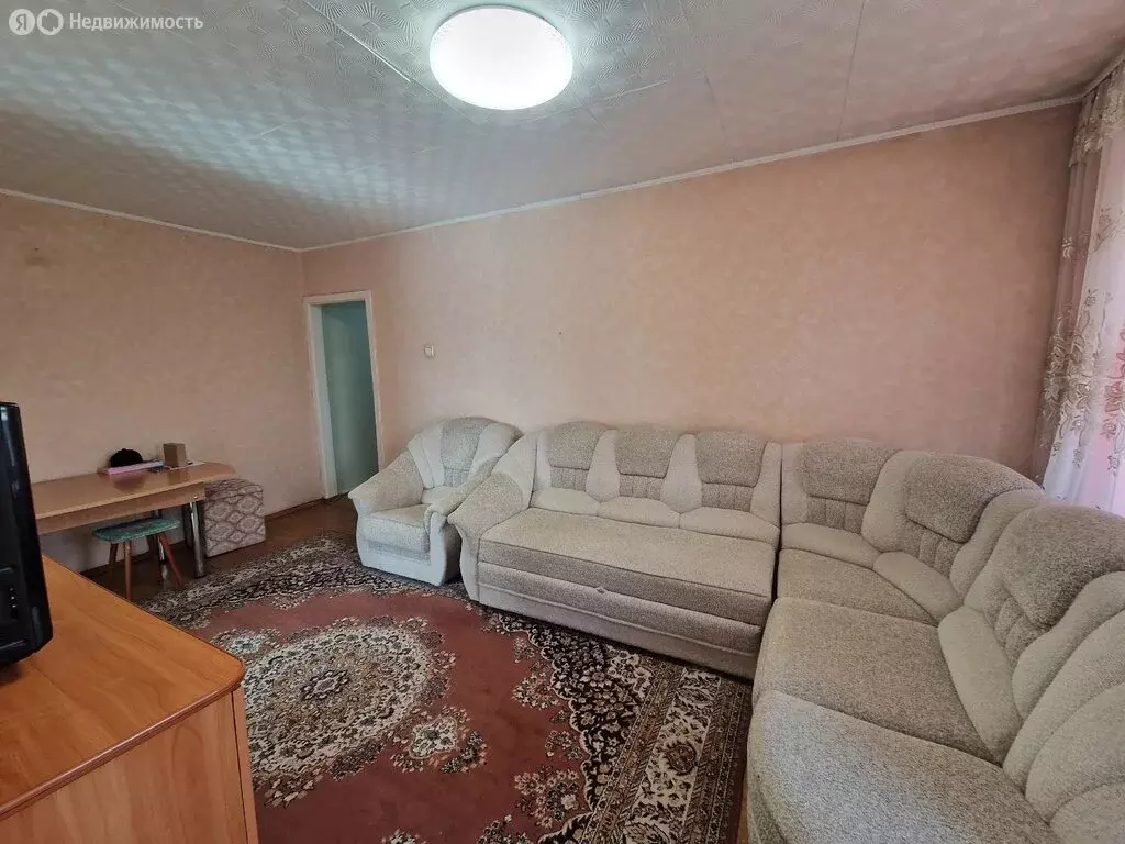 4-комнатная квартира: Саяногорск, микрорайон Заводской, 19 (60.6 м) - Фото 2