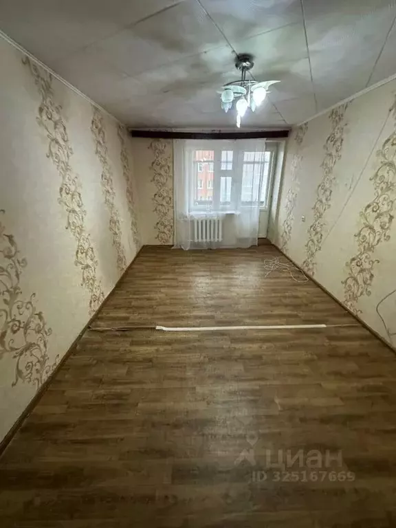 1-к кв. Башкортостан, Ишимбай Молодежная ул., 10 (32.9 м) - Фото 1