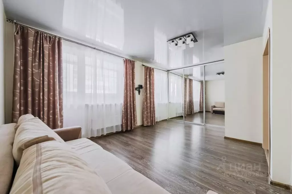 1-к кв. Свердловская область, Екатеринбург ул. Серафимы Дерябиной, ... - Фото 2