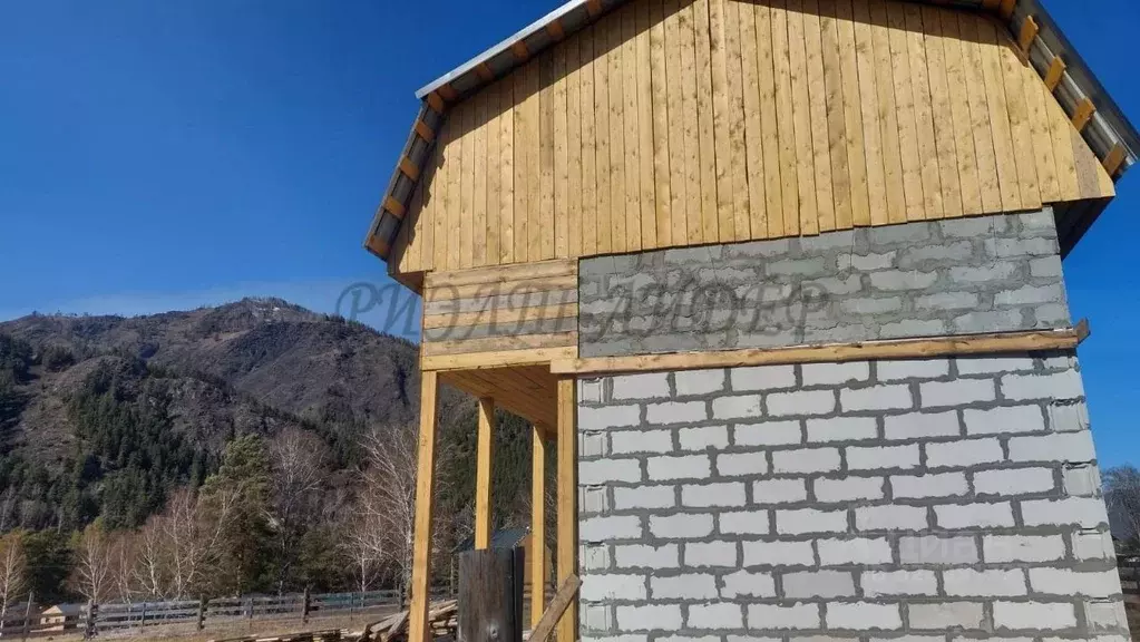 Участок в Алтай, Чемальский район, с. Чемал Советская ул. (16.0 сот.) - Фото 1