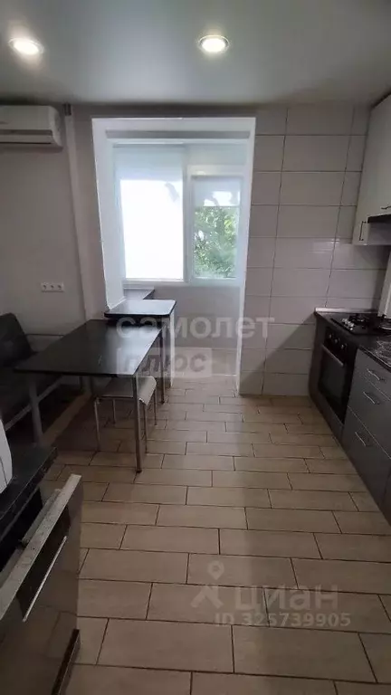 2-к кв. Крым, Симферополь ул. Лебедева, 46 (53.1 м) - Фото 1