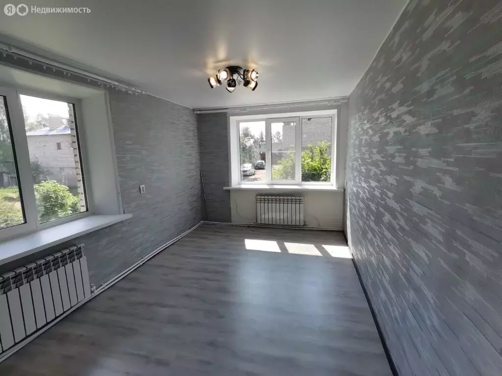 2-комнатная квартира: Крестцы, улица Васильчикова, 4Б (43.1 м) - Фото 1