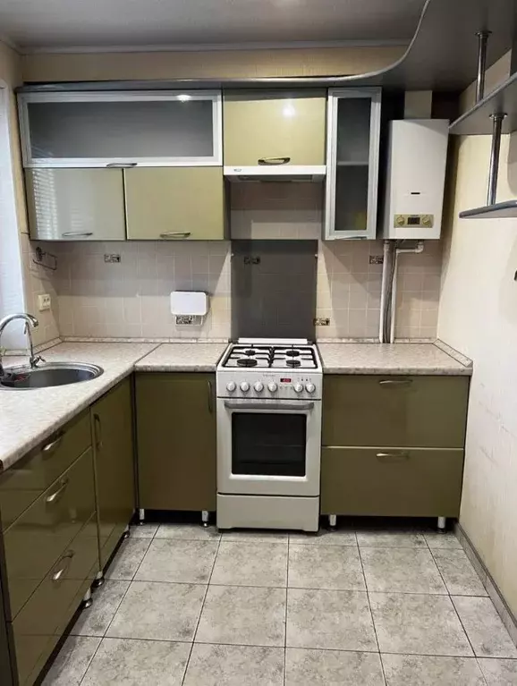 2-к кв. Волгоградская область, Волгоград Краснополянская ул., 30 (44.0 ... - Фото 1