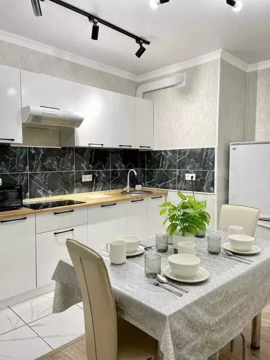 2-к. квартира, 49 м, 6/9 эт. - Фото 0