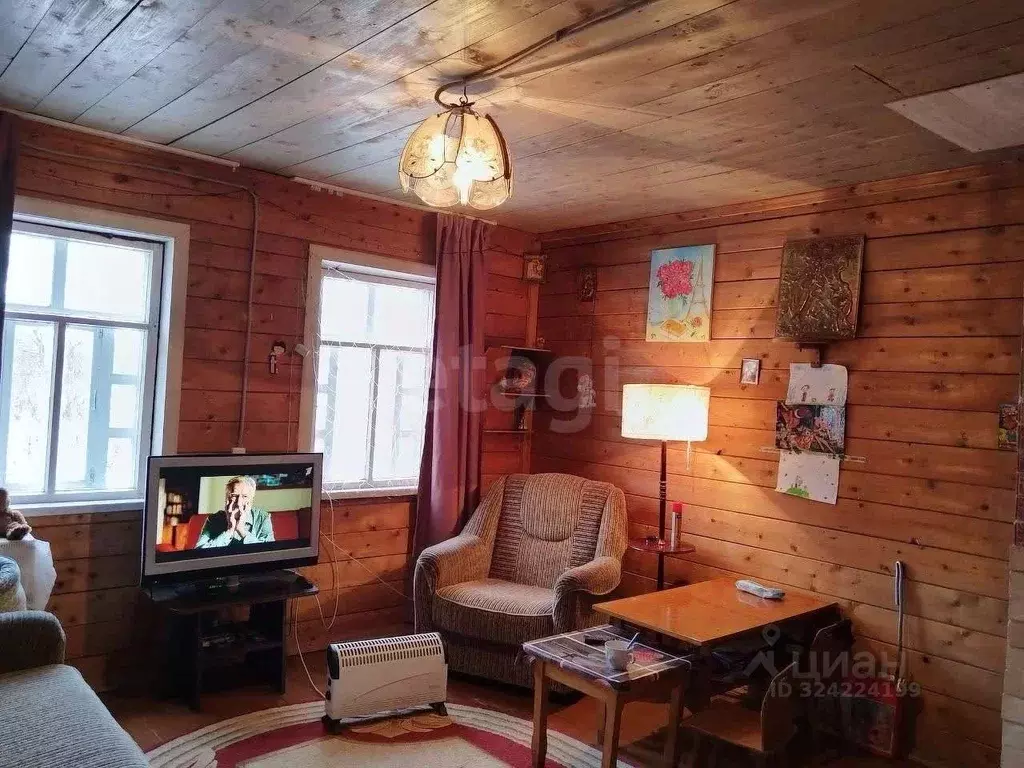 Дом в Пермский край, Добрянский муниципальный округ, пос. Дивья  (40 ... - Фото 2