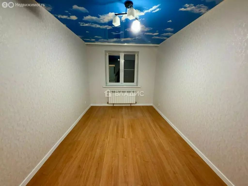 3-комнатная квартира: Смоленск, улица Нормандия-Неман, 7 (91 м) - Фото 1