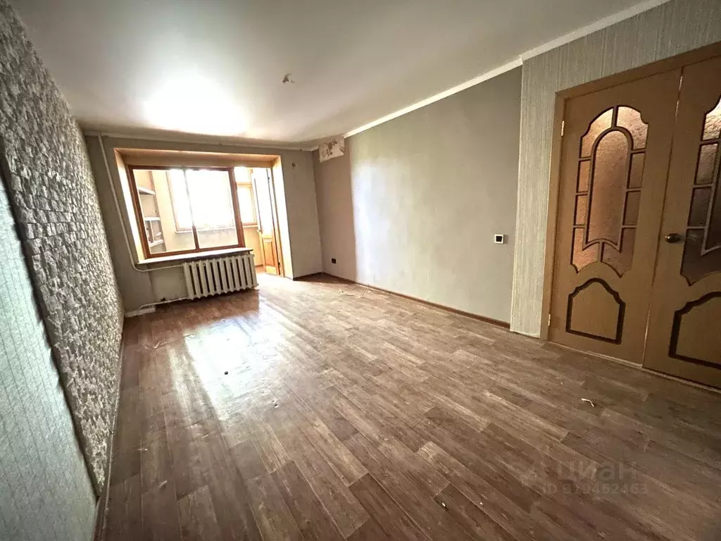 3-к кв. Астраханская область, Астрахань ул. Александрова, 9 (57.8 м) - Фото 0