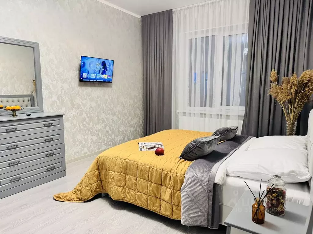 2-к кв. Ставропольский край, Ессентуки ул. Луначарского, 11 (75.0 м) - Фото 1