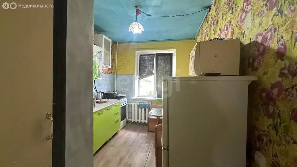 2-комнатная квартира: Ирбит, улица Маршала Жукова, 16 (48 м) - Фото 1