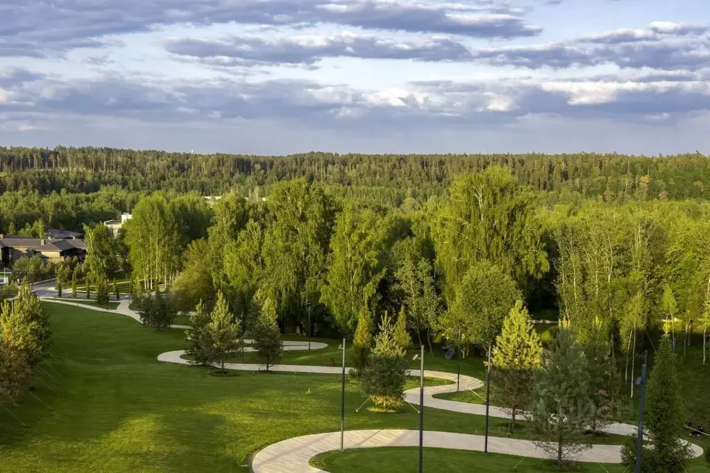 Участок в Московская область, Красногорск городской округ, д. ... - Фото 0