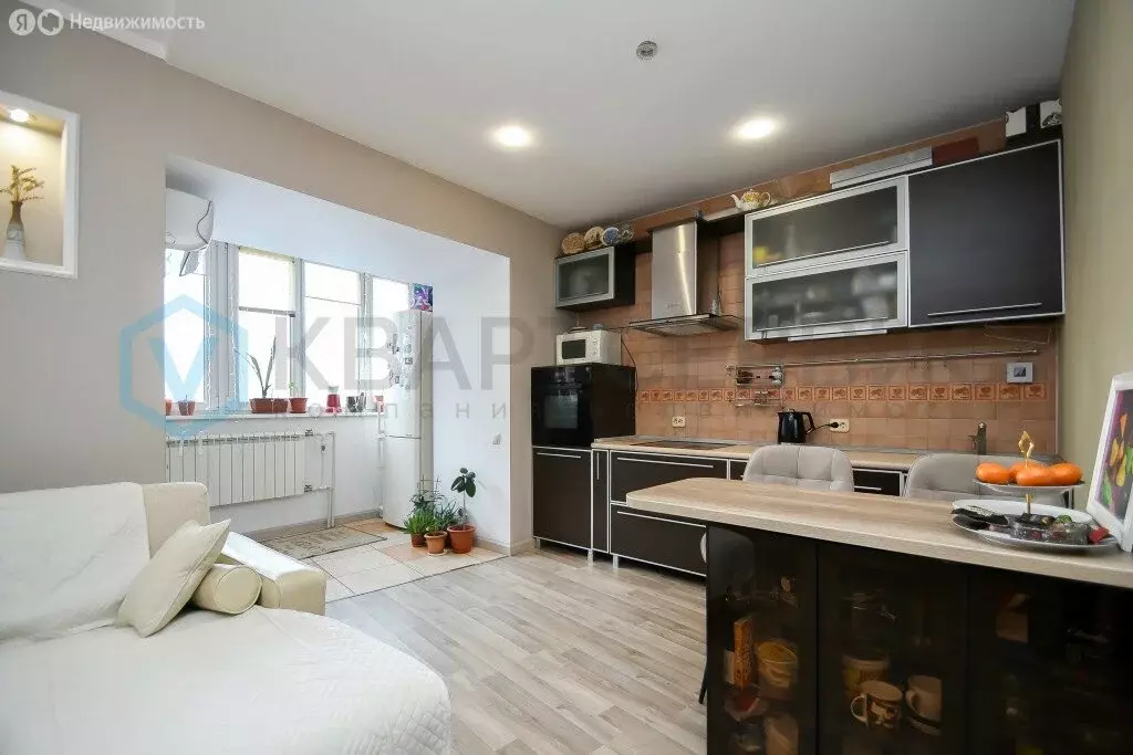 2-комнатная квартира: Омск, 24-я Северная улица, 194/2 (57.7 м) - Фото 2