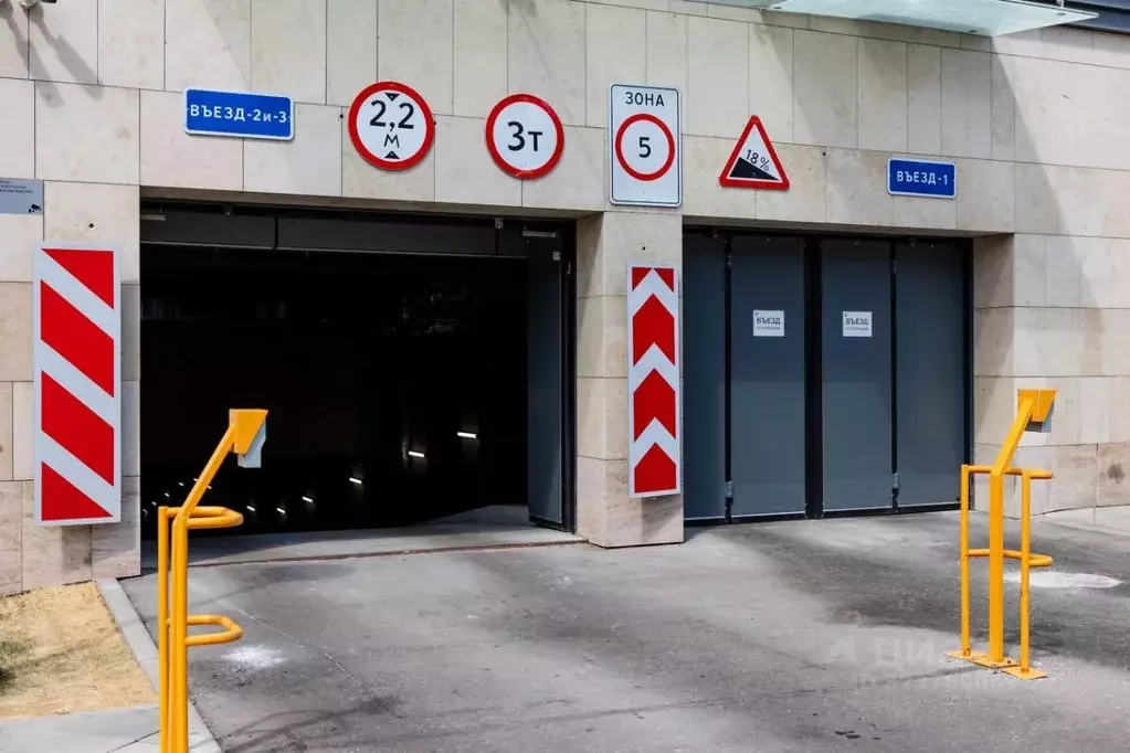 Гараж в Москва ул. Василисы Кожиной, 13 (15 м) - Фото 1