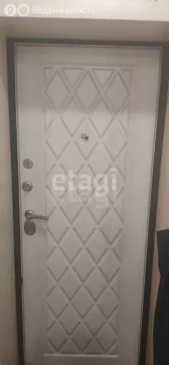 1-комнатная квартира: Горно-Алтайск, улица Григория Чорос-Гуркина, 36 ... - Фото 1