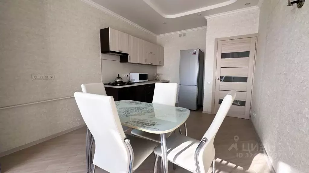 1-к кв. Краснодарский край, Геленджик ул. Халтурина, 30лит4 (50.3 м) - Фото 1