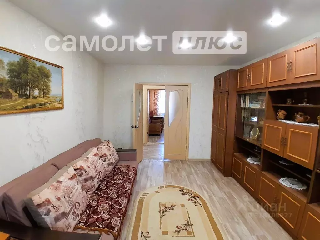 3-к кв. Вологодская область, Шексна рп ул. Молодежная, 8 (61.1 м) - Фото 0