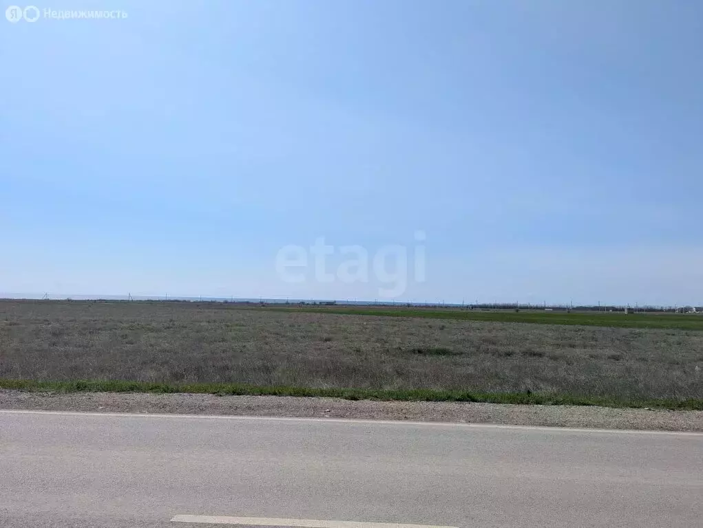 Участок в Черноморский район, Окунёвское сельское поселение, село ... - Фото 1
