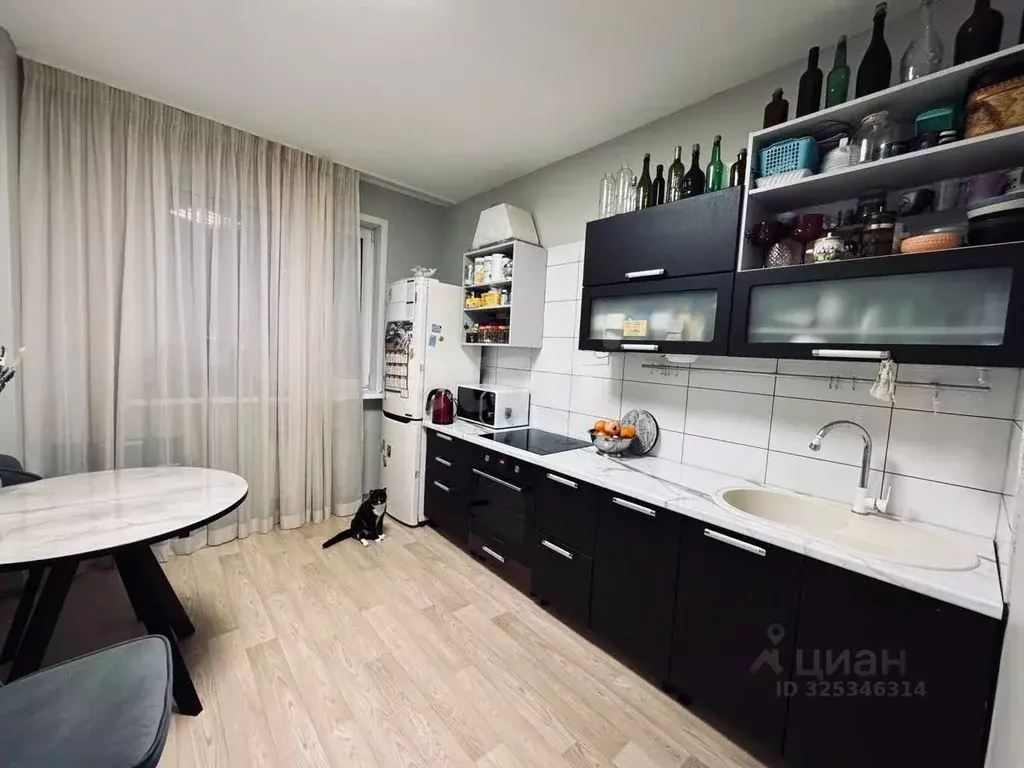 2-к кв. Ямало-Ненецкий АО, Салехард Совхозная ул., 7 (65.7 м) - Фото 2