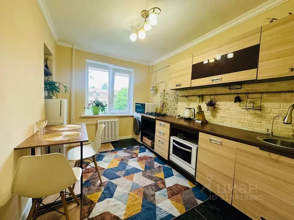 1-к кв. Ставропольский край, Кисловодск ул. Островского, 36 (38.0 м) - Фото 0