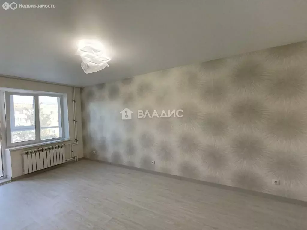 4-комнатная квартира: Шебекино, Железнодорожная улица, 9 (73.9 м) - Фото 1