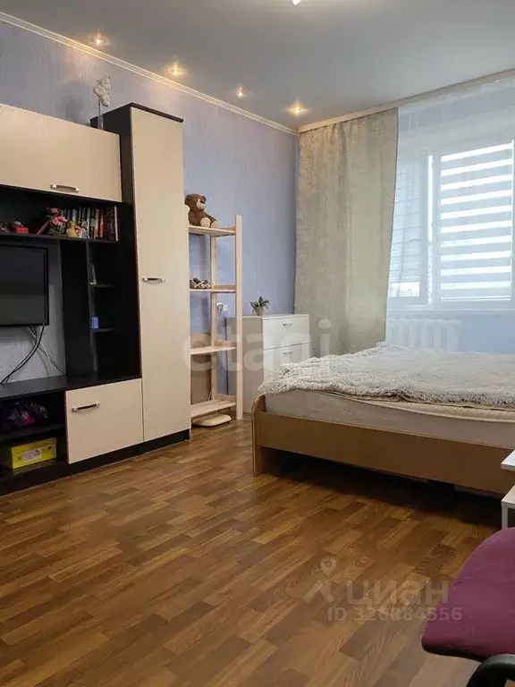 3-к кв. Тюменская область, Тюмень ул. Домостроителей, 6а (68.8 м) - Фото 1