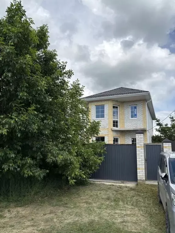 Коттедж в Краснодарский край, Динской район, Новотитаровская ст-ца ул. ... - Фото 1