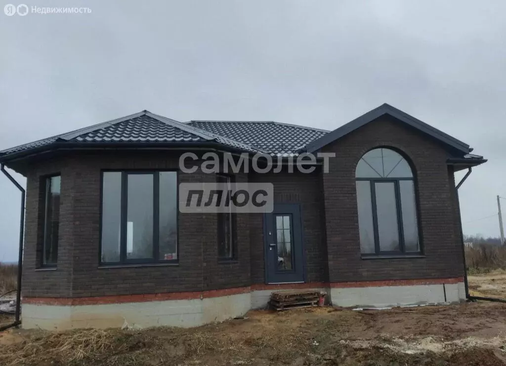 Дом в Медведевский район, Сенькинское сельское поселение, деревня ... - Фото 1