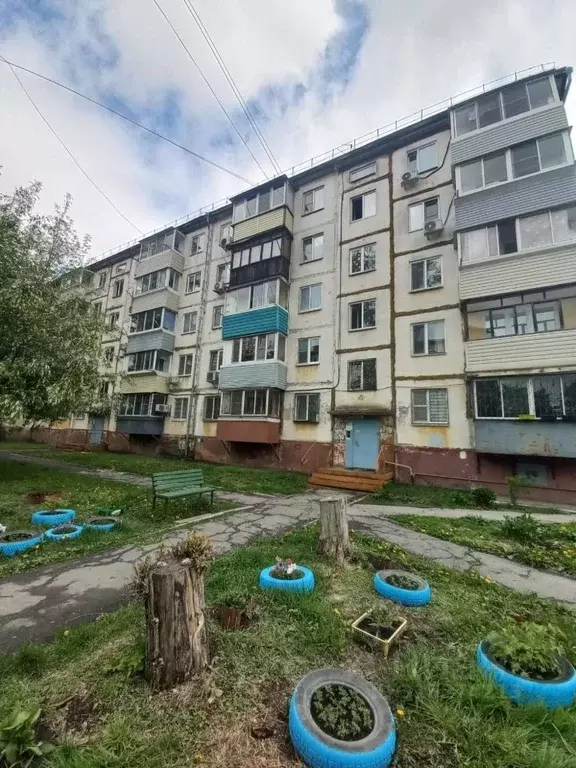 2-к кв. Хабаровский край, Хабаровск 1-й мкр, ул. Космическая, 9Б (45.9 ... - Фото 0