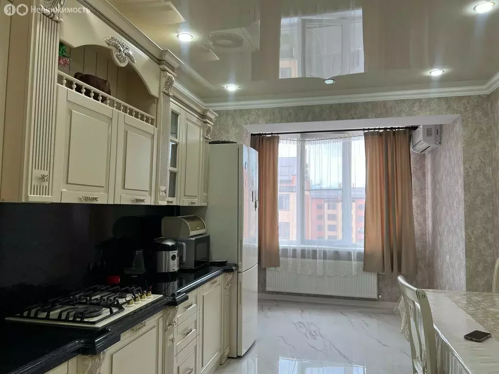 2-комнатная квартира: Владикавказ, улица Курсантов-Кировцев, 29 (65 м) - Фото 1