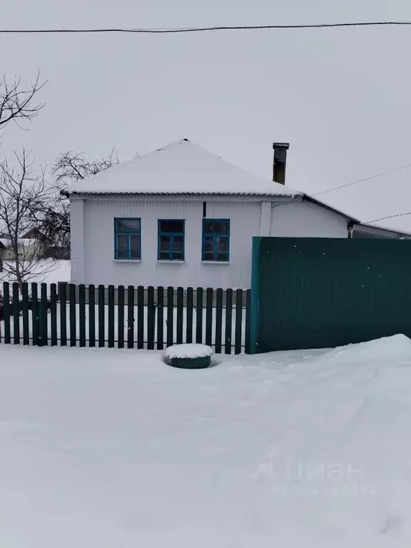 Дом в Курская область, Конышевка рп ул. Гагарина, 75 (76 м) - Фото 1