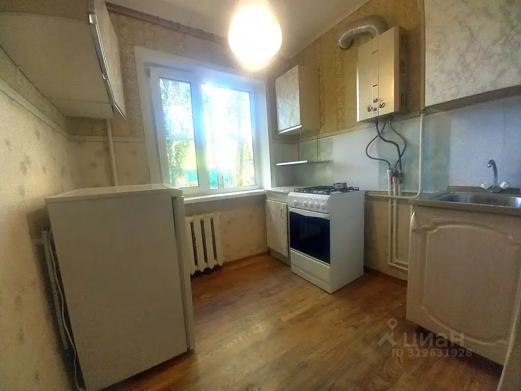 2-к кв. Коми, Сыктывкар ул. Старовского, 61 (45.0 м) - Фото 1