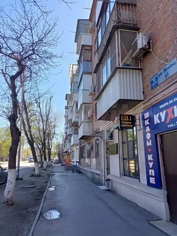 3-к. квартира, 60 м, 1/5 эт. - Фото 0