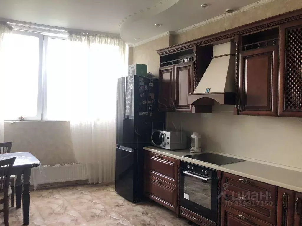 2-к кв. Белгородская область, Белгород Садовая ул., 3А (108.6 м) - Фото 1