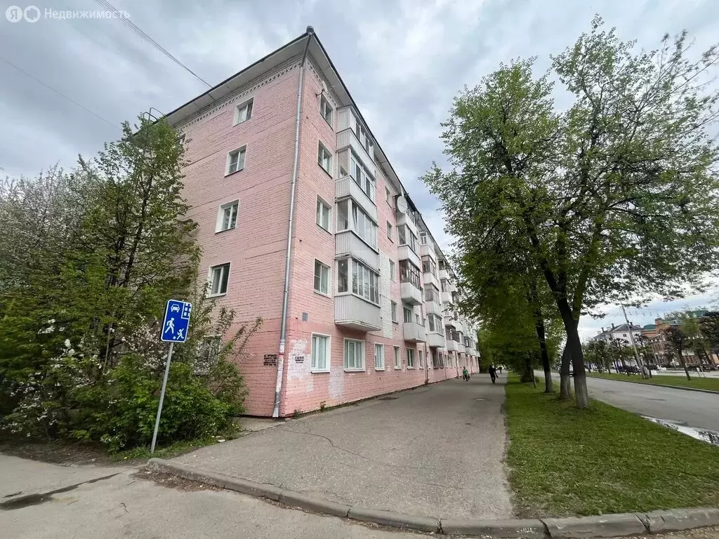 3-комнатная квартира: Йошкар-Ола, бульвар Победы, 12 (41.8 м) - Фото 1