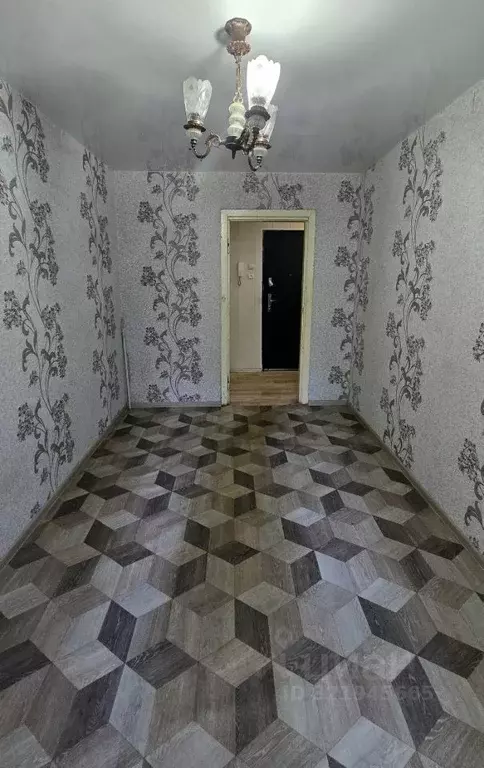 2-к кв. Волгоградская область, Камышин 3-й мкр, 18 (44.1 м) - Фото 1