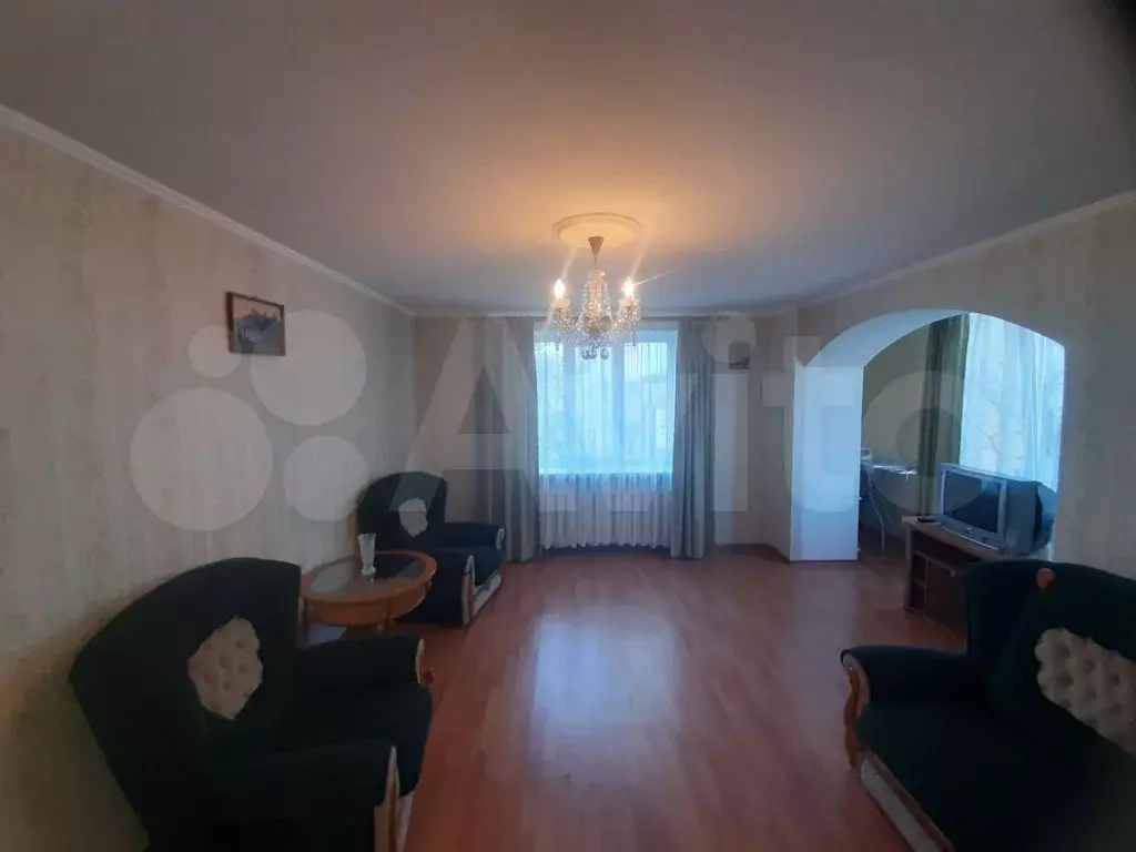 2-к. квартира, 55м, 2/5эт. - Фото 1