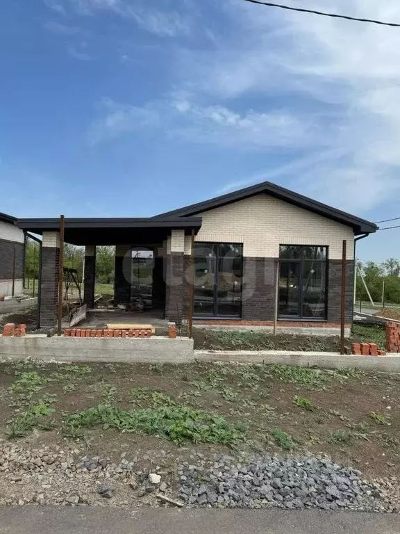 Дом в Ростовская область, Аксайский район, Большелогское с/пос, пос. ... - Фото 1