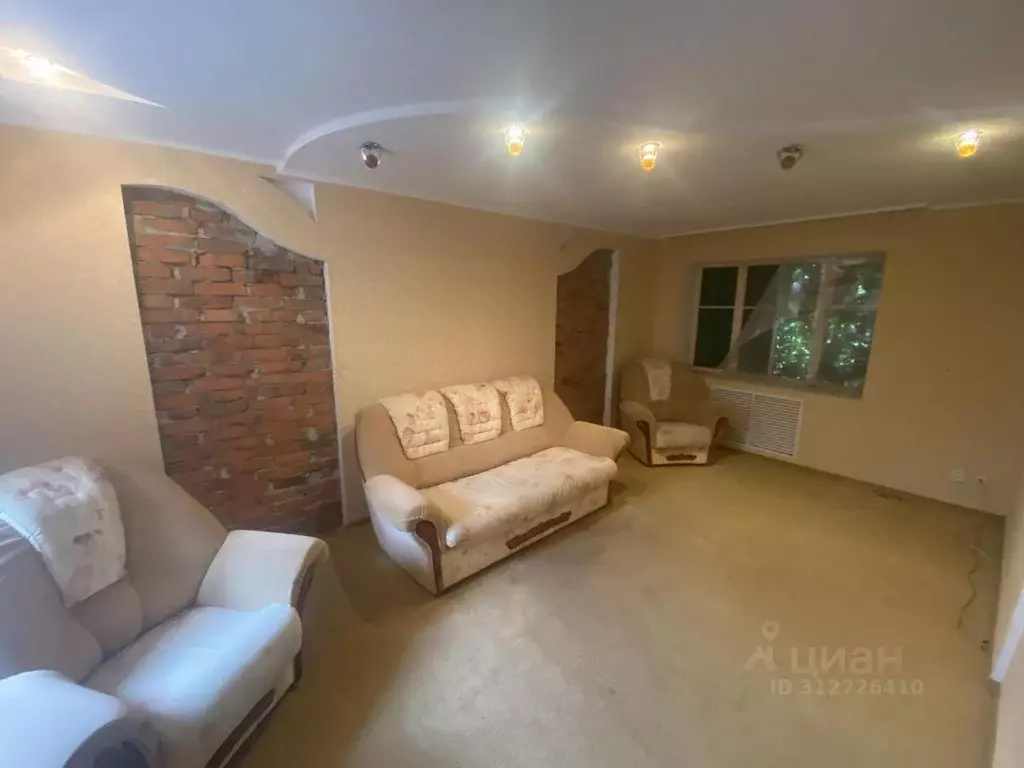 Дом в Краснодарский край, Лабинск Владимирская ул. (66 м) - Фото 1