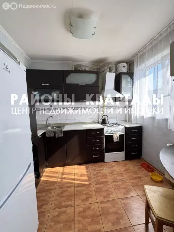 3-комнатная квартира: Челябинск, улица Кузнецова, 12 (62.6 м) - Фото 1