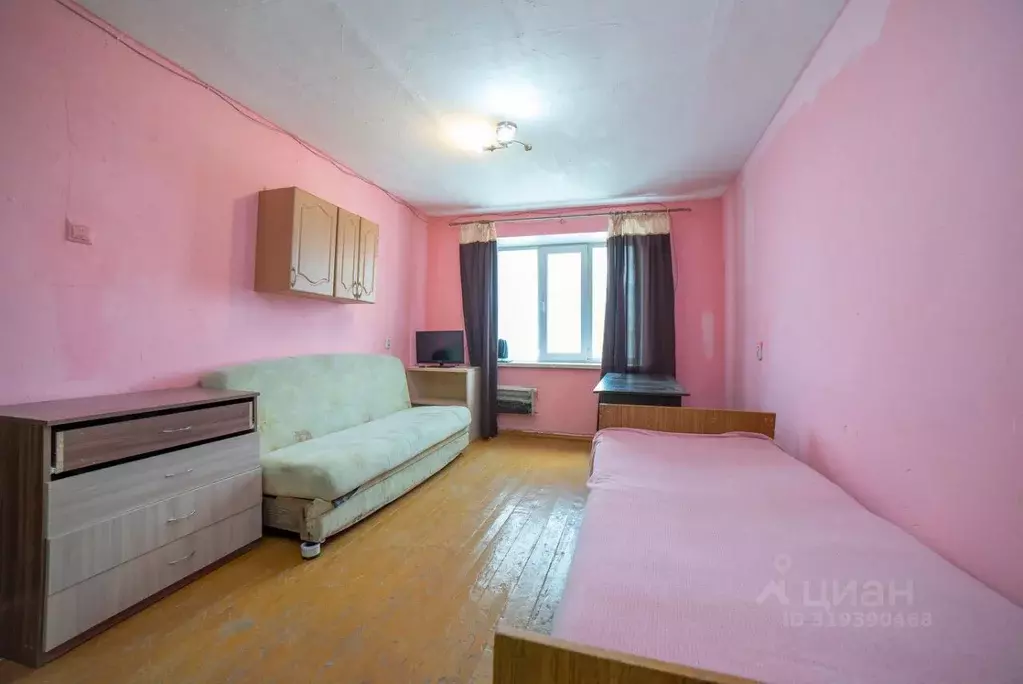 Комната Свердловская область, Екатеринбург ул. Умельцев, 9 (31.4 м) - Фото 0