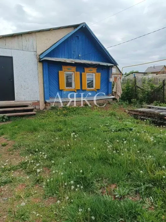 Дом в Башкортостан, Ишимбай ул. Куйбышева (47 м) - Фото 1