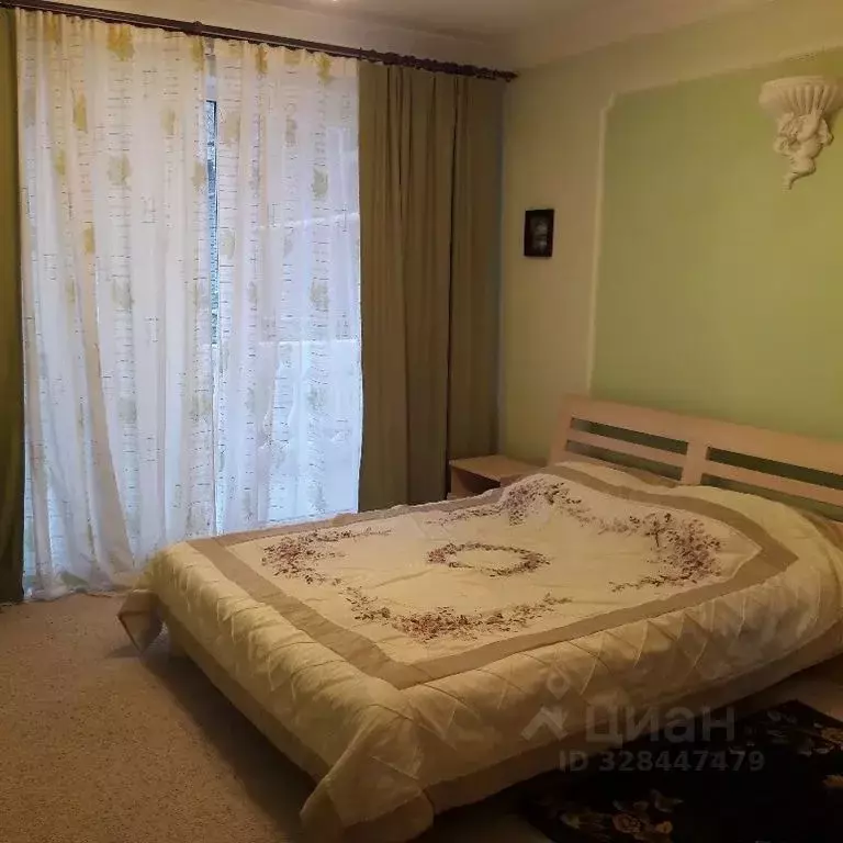 Дом в Крым, Ялта муниципальный округ, Массандра пгт ул. Мира, 26 (200 ... - Фото 1