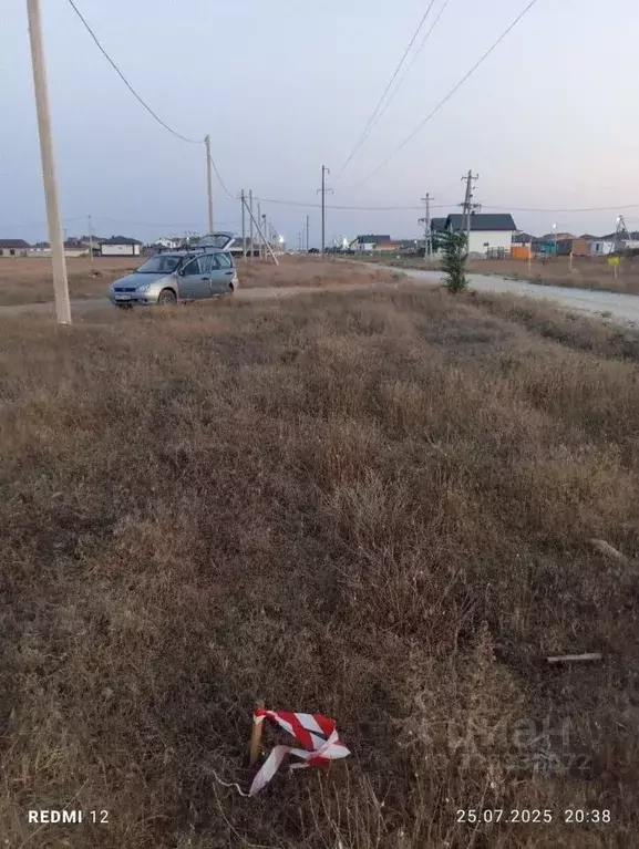 Участок в Крым, Сакский район, с. Уютное ул. Цветочная (6.5 сот.) - Фото 1