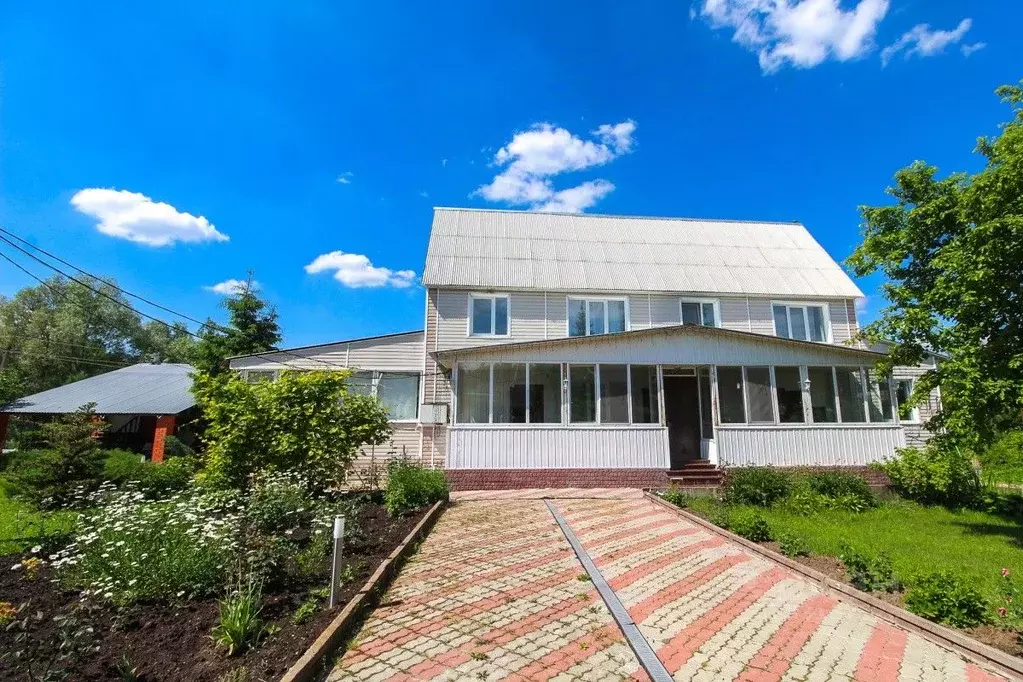 Дом в Тульская область, Новогуровский рп ул. Спортивная, 12 (193 м) - Фото 1