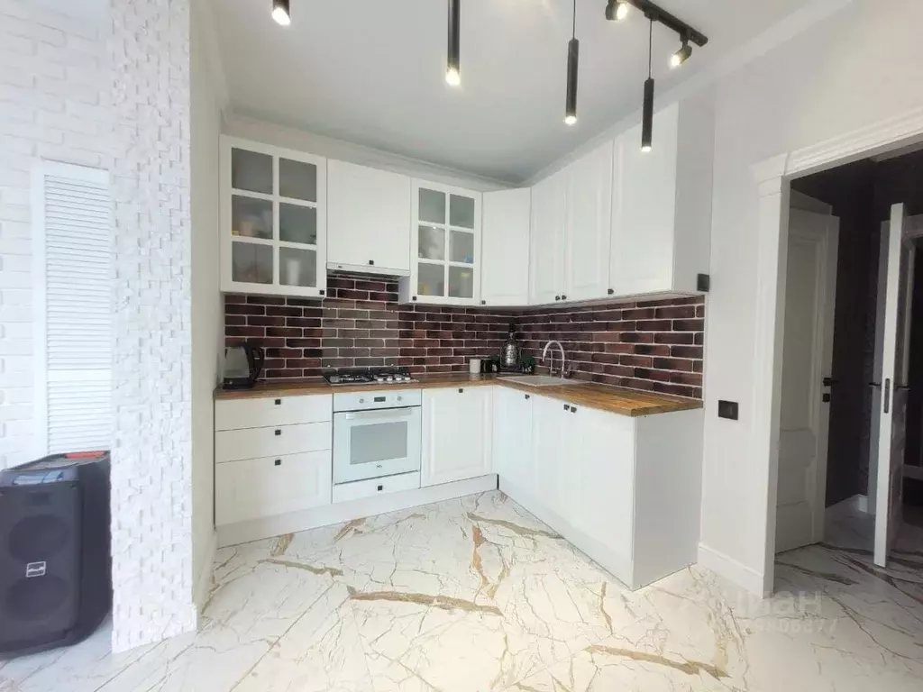 3-к кв. Ставропольский край, Ставрополь ул. Ленина, 484В (80.0 м) - Фото 1