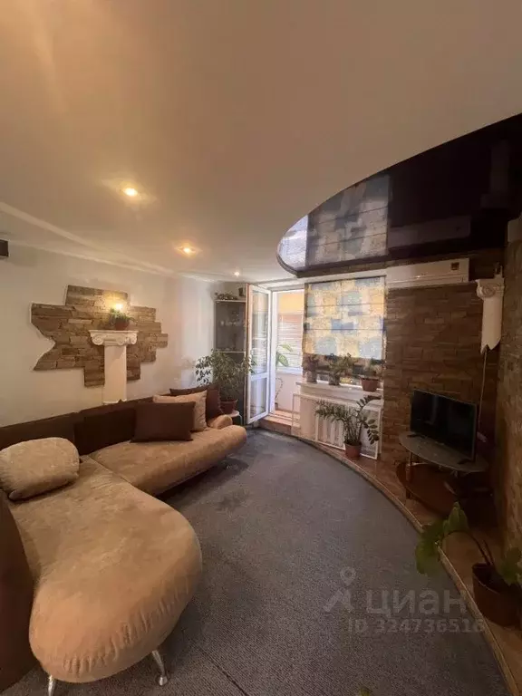 2-к кв. Крым, Симферополь ул. Совхозная, 1 (55.4 м) - Фото 0