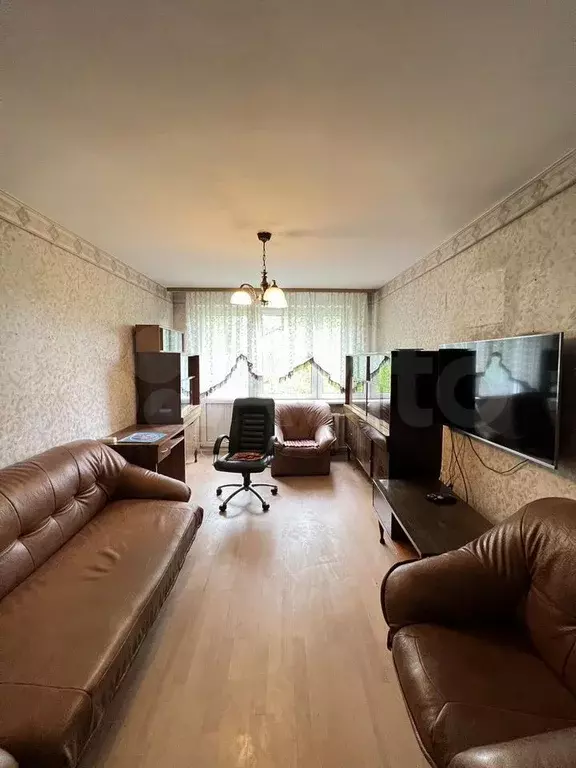 3-к. квартира, 64 м, 4/9 эт. - Фото 1